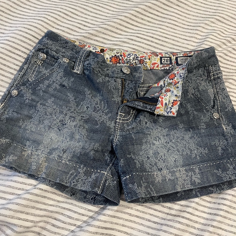 Miss Me shorts